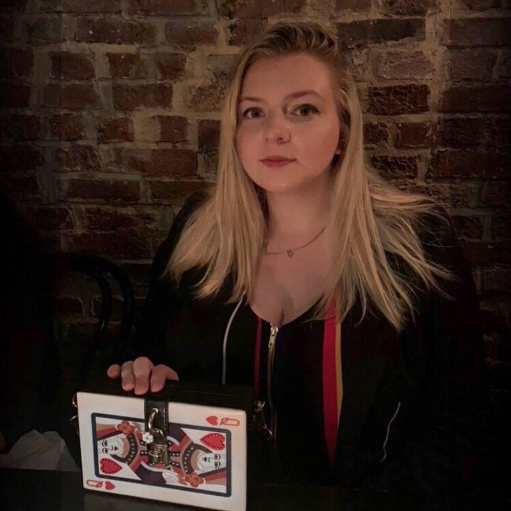 Meet your Posher, Ashley